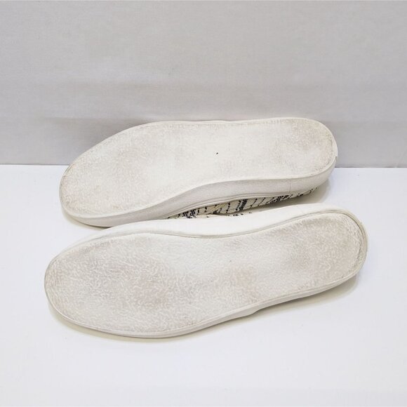 Old Navy Slip-On Sneakers Size 9 V/305979 Black & White Striped Canvas Material - Picture 5 of 6